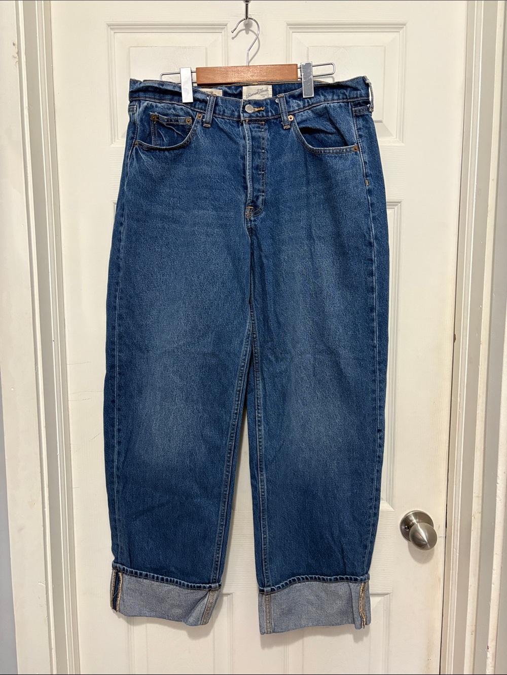 Women’s Universal Thread Mid-Rise 90s Baggy Jeans